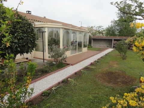 Comment bien choisir et faire ses finitions de terrasse composite