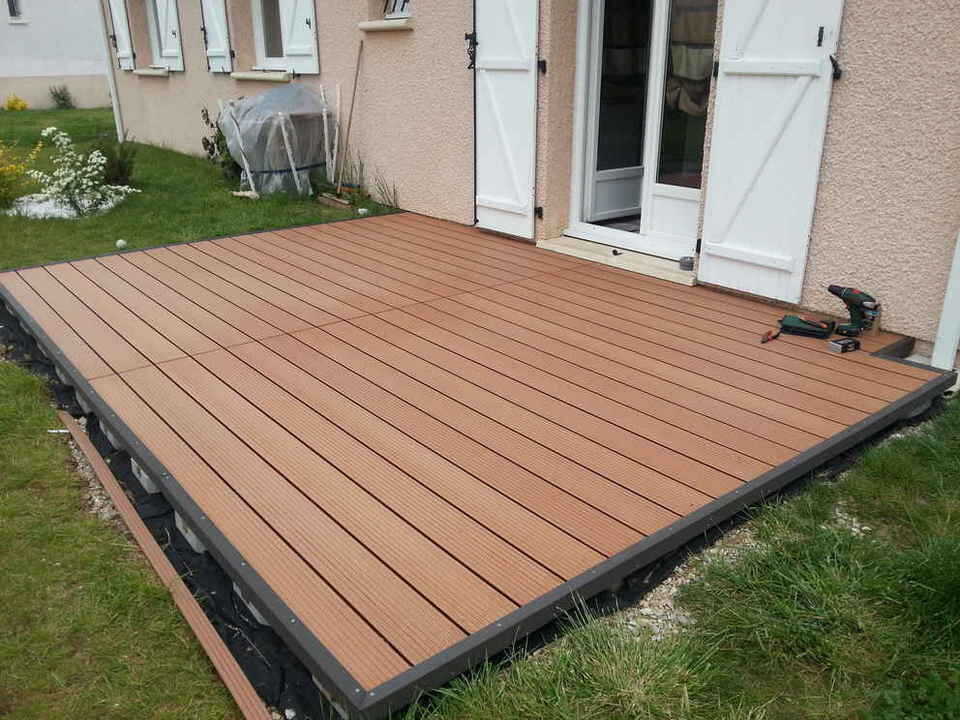 finitions de terrasse composite